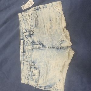 Vanilla Star Shorts